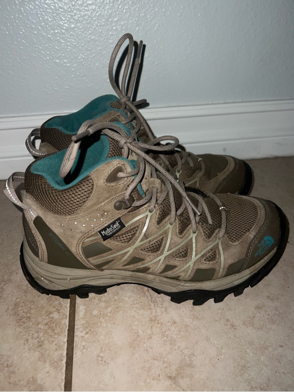 The North Face Women's Storm III Mid Waterproof Hiking Boots
